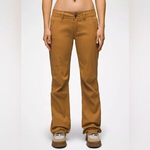 New! Prana Womans Halle Pants Convertible in Earthbound size 8 Short inseam